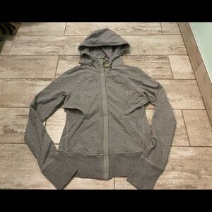 Lululemon after asana hoodie size 6 euc